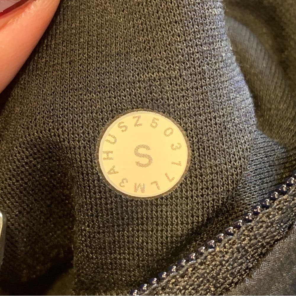 Lululemon All The Range Long Sleeve Black Size Small - Picture 7 of 9